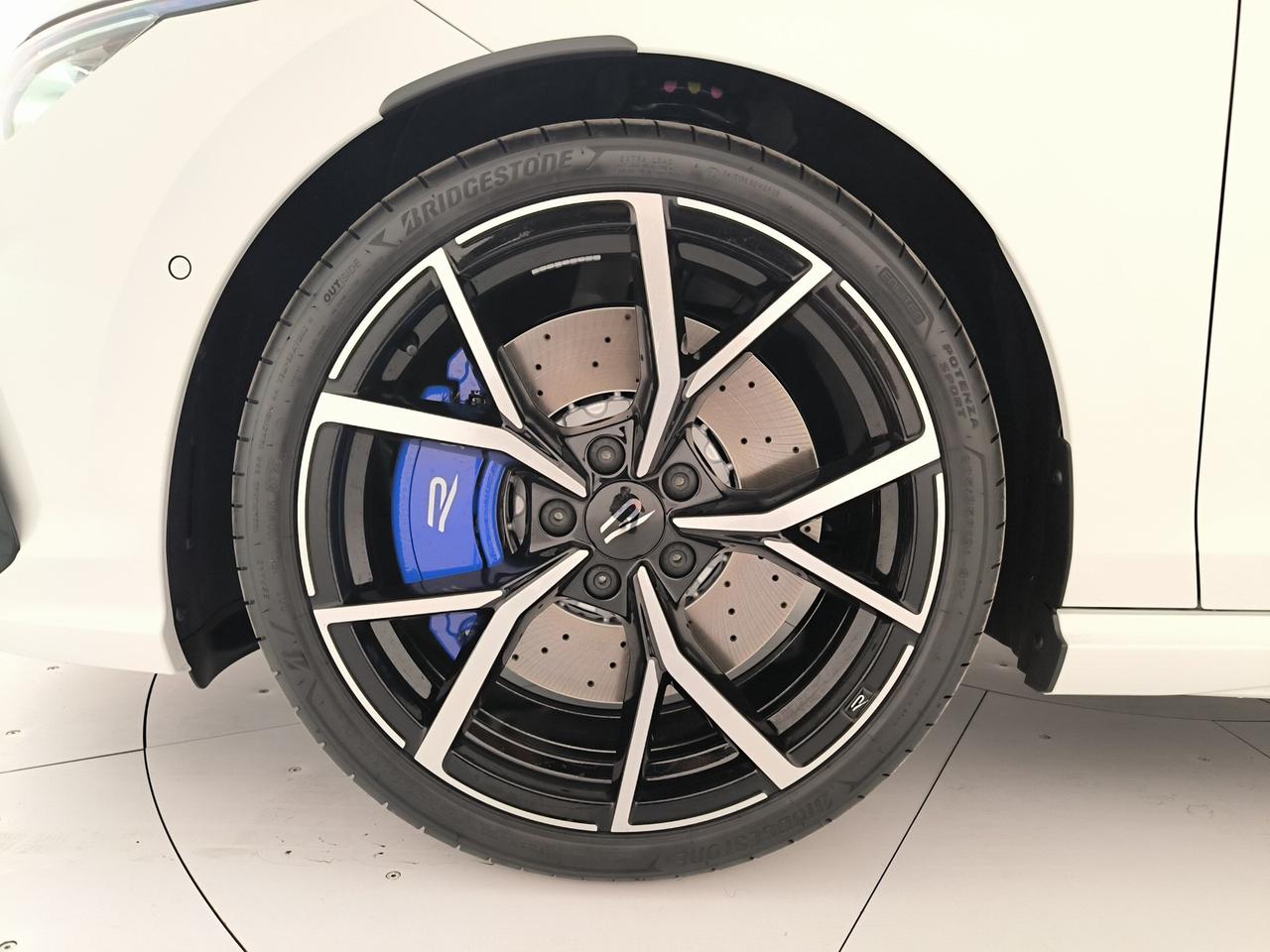 Volkswagen Golf 2.0 tsi r 4motion 333cv dsg