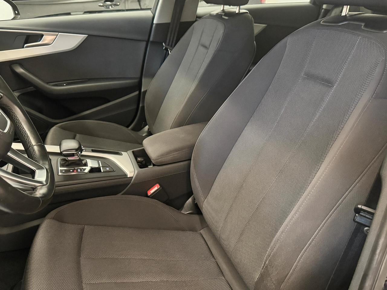 Audi A4 Avant 35 TFSI S tronic Business