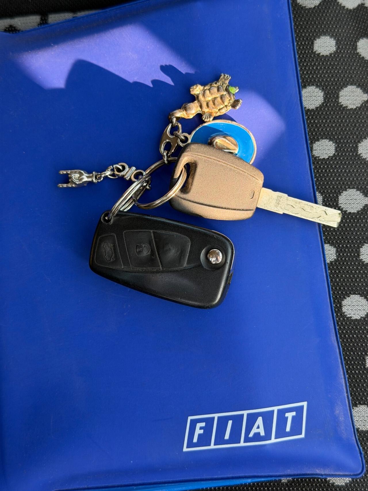 Fiat Grande Punto 1.4 5 p- neopatentati-garanzia 12mesi