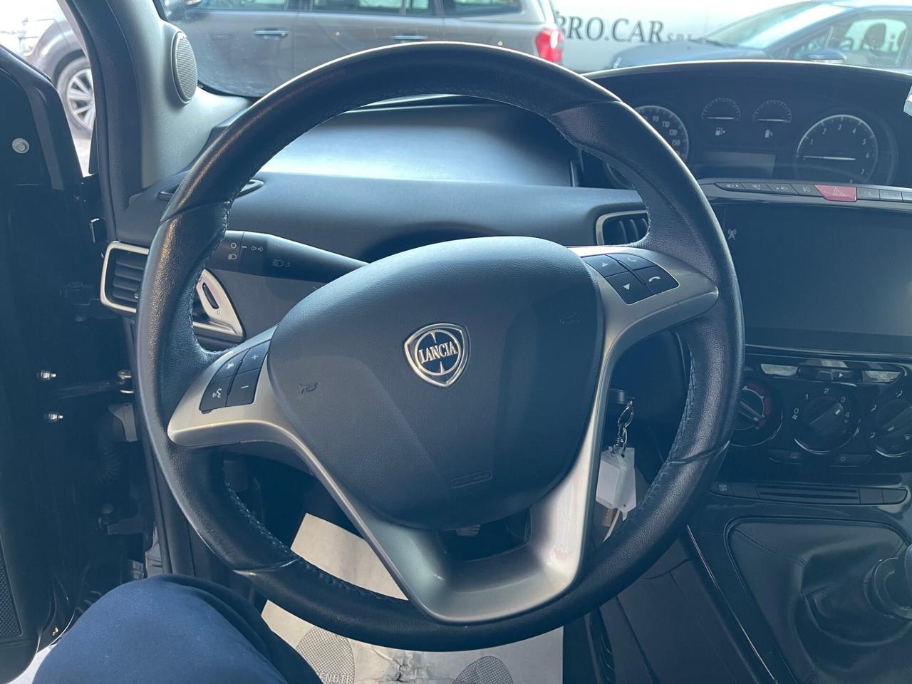 Lancia Ypsilon 1.0 70cv Hybrid Gold NO VINCOLO DI FINANZIAMENTO