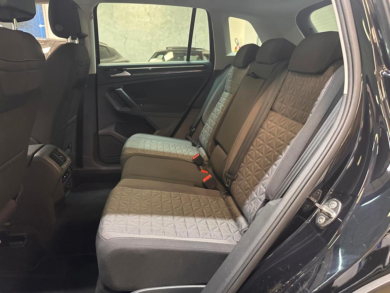 Volkswagen Tiguan 1.5 tsi Life 130cv * IVA ESPOSTA *