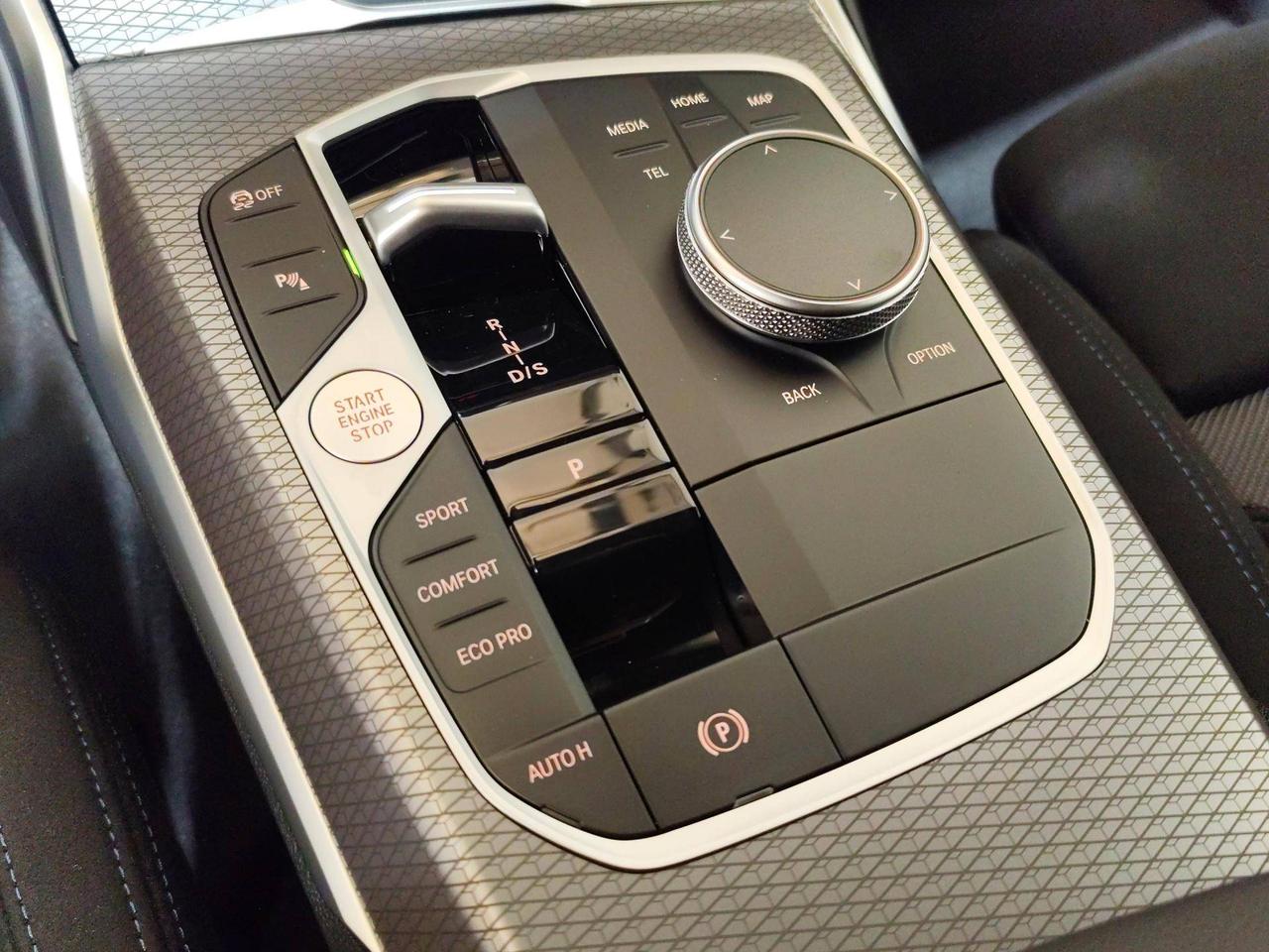 BMW Serie 3 318d Touring 48V MSport Pro