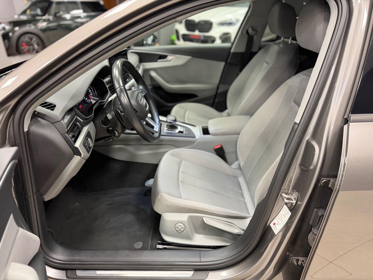 Audi A4 Avant 40 TDI S tronic Business