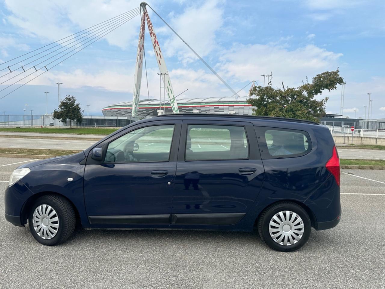 Dacia Lodgy Dacia lodgy 1.6 gpl fino 2032 posti a sedere 7