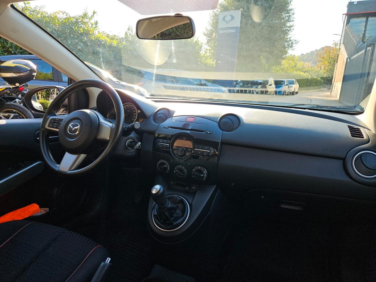 Mazda 2 Mazda2 1.3 16V 75CV 5p. Trendy
