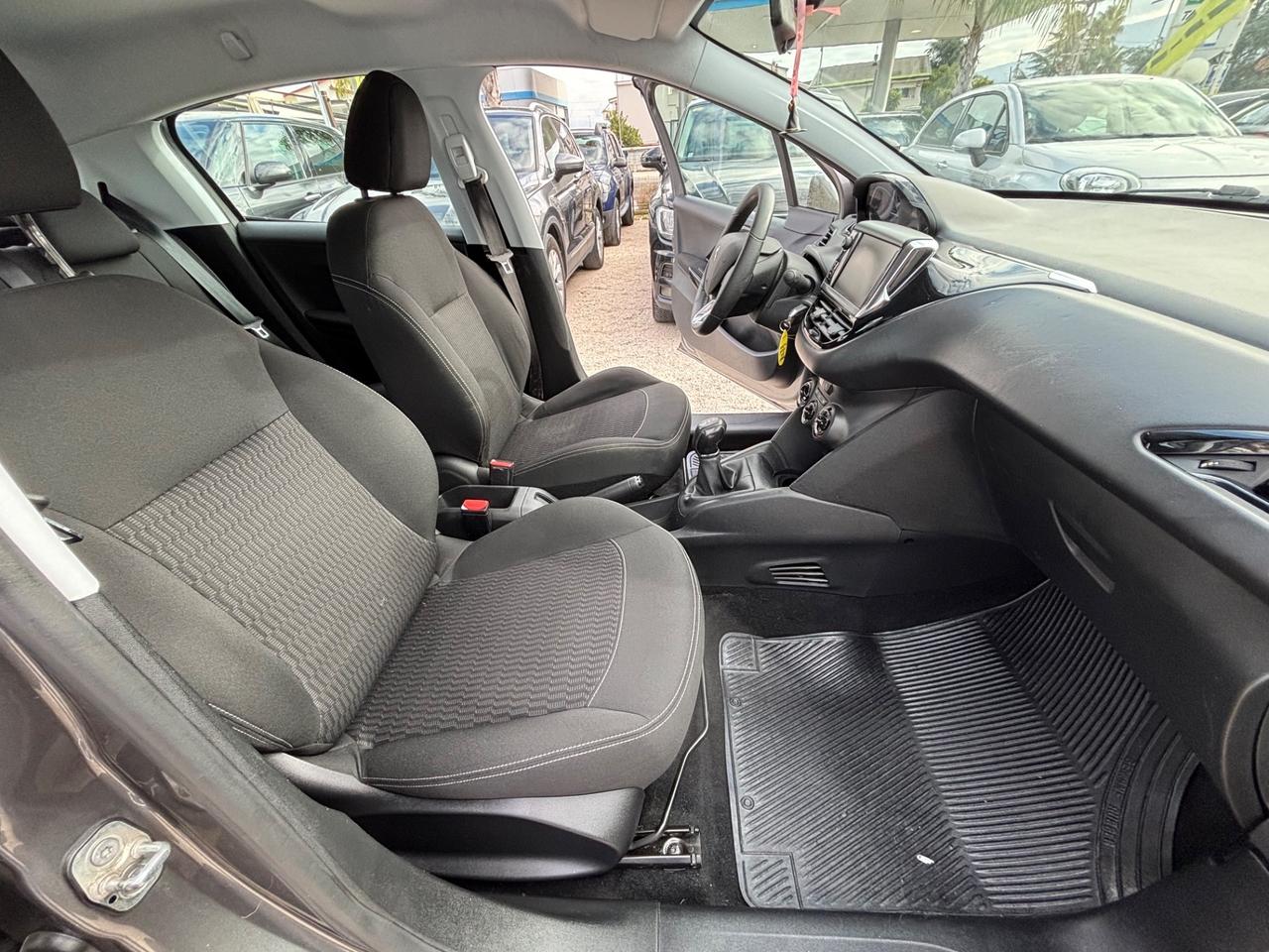 PEUGEOT 208 1.2 82CV ALLURE 12 GARANZIA