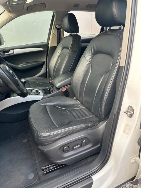 Audi Q5 2.0 TDI 4X4 GANCIO DI TRAINO