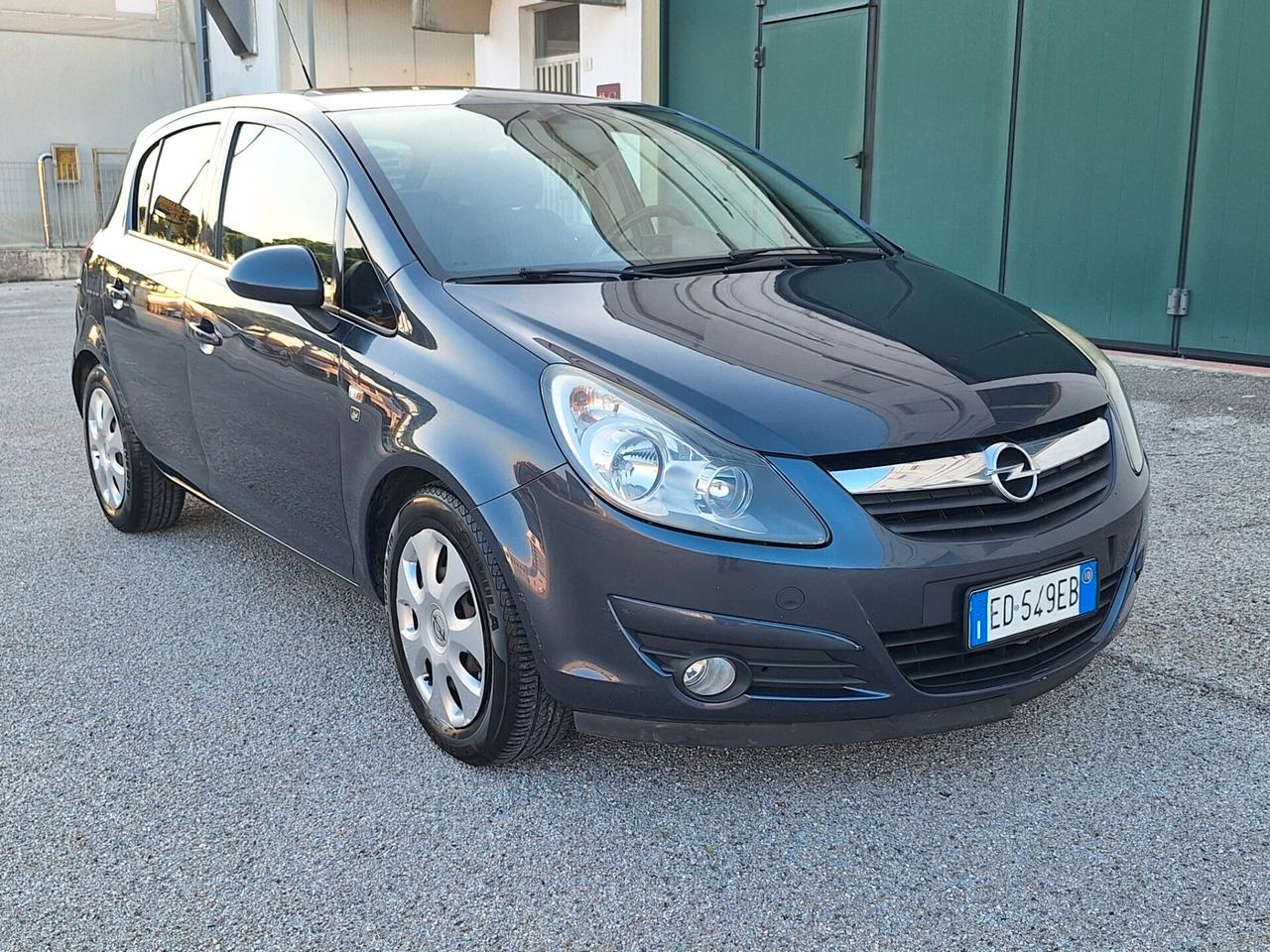 Opel Corsa 1.2 5 porte Edition NEOPATENTATI UNICOPROPIETARIO
