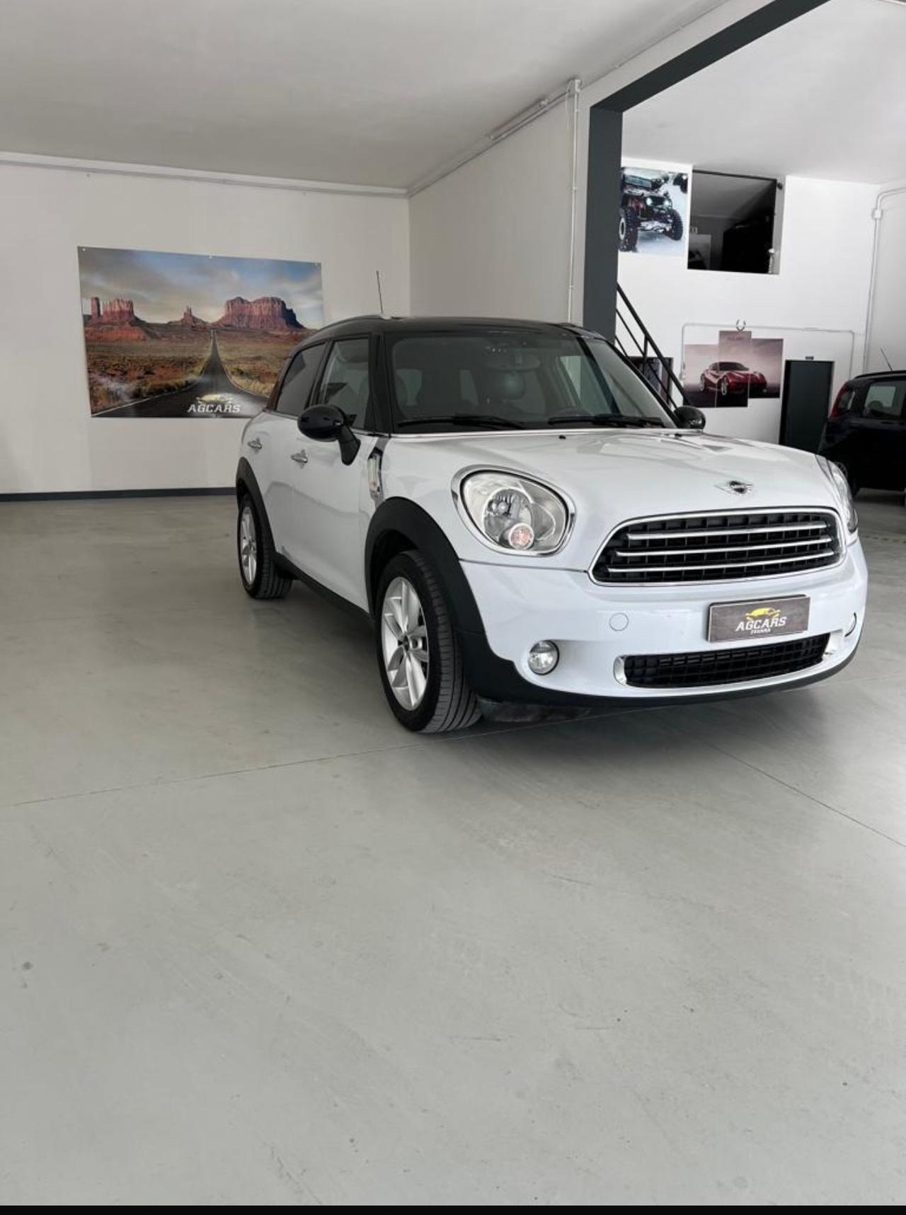 Mini Cooper Countryman 2.0 D Automatica