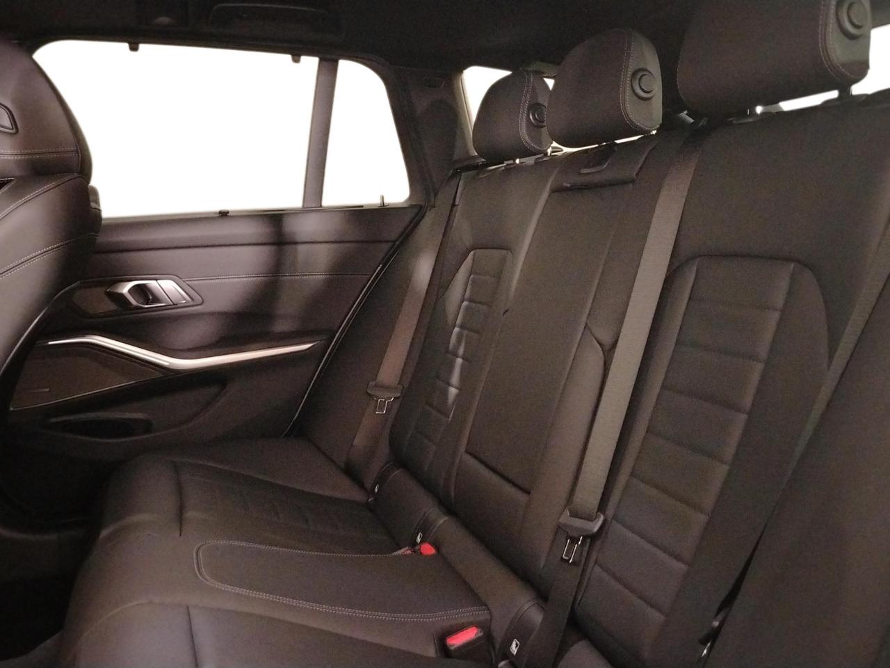 BMW Serie 3 318d Touring 48V MSport