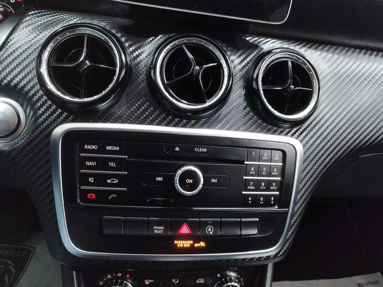 Mercedes-benz GLA 200 d Automatic Business