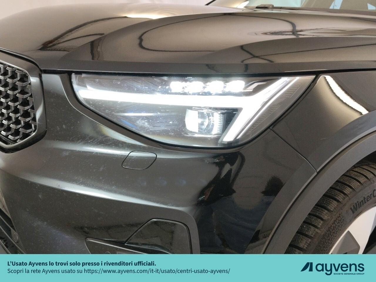 Volvo XC40 B4 automatico Ultra Dark