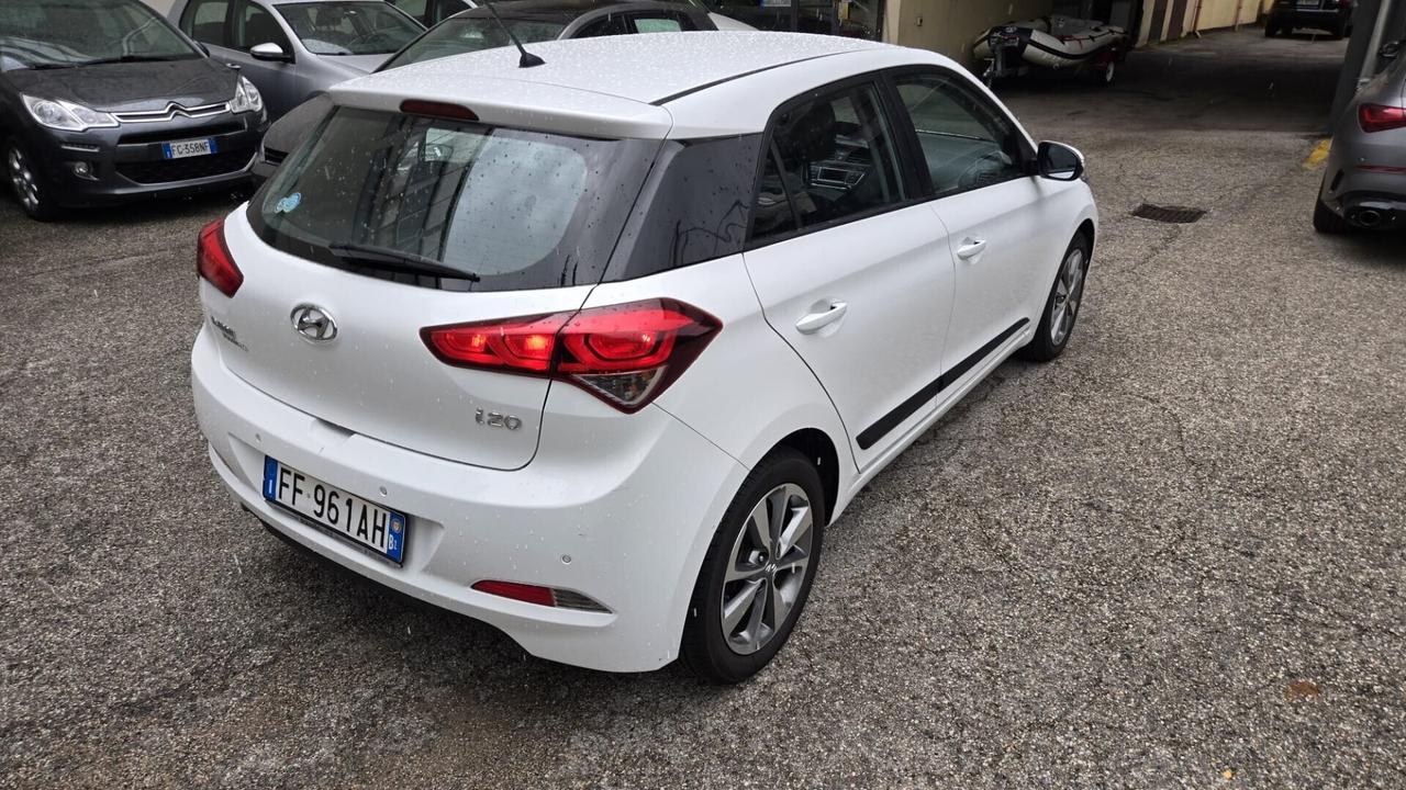 Hyundai i20 1.1 CRDi 12V 5 porte Go! Plus
