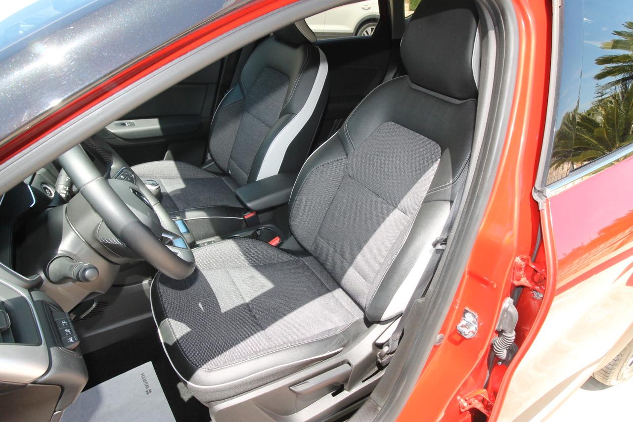 Renault Captur TCe 100 GPL INTENS|2023