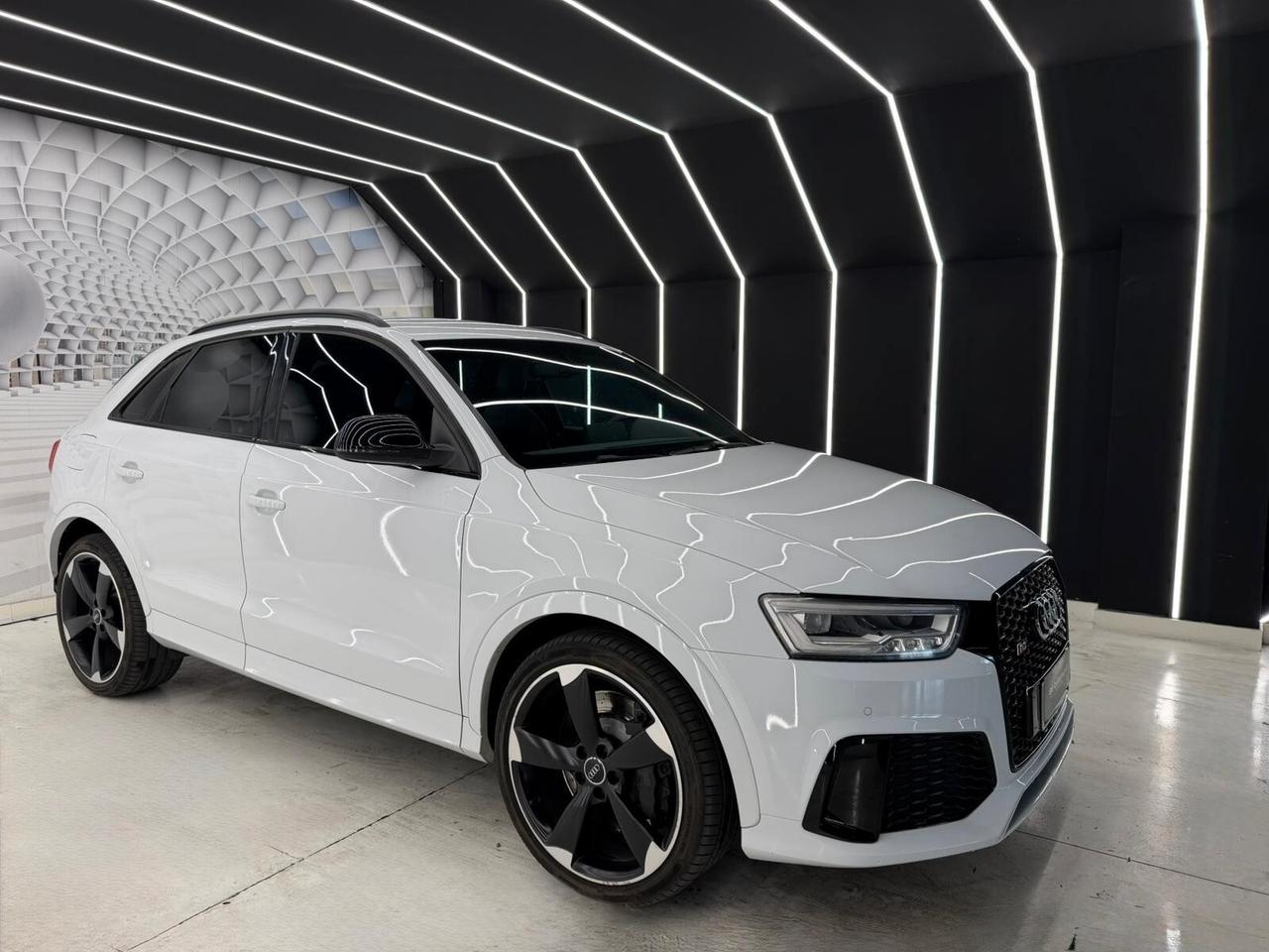 Audi Q3 RS 2.5 TFSI quattro S tronic-KM CERTIFICATI-PERMUTE-12 MESI GARANZIA