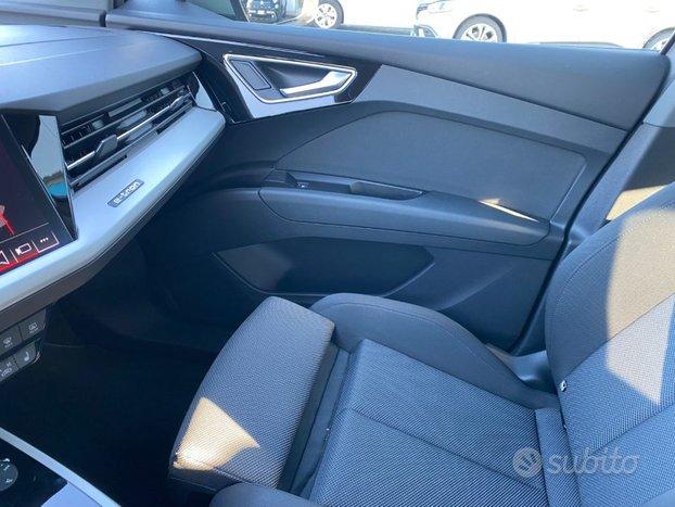 AUDI Q4 e-tron Q4 SPB 45 e-tron Business Advance