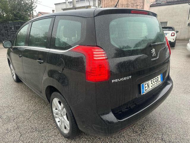 PEUGEOT 5008 1.6 156CV Bellissima Pronta per Consegna