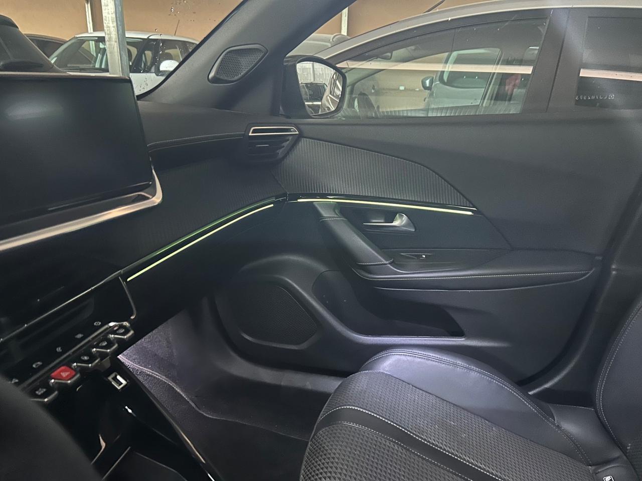 Peugeot 2008 BlueHDi 130 S&S EAT8 GT Line