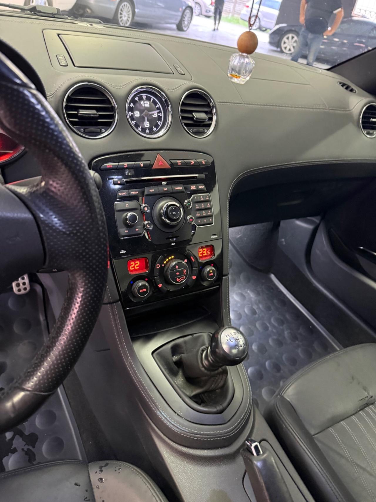 Peugeot RCZ 2.0 HDi 163CV Asphalt