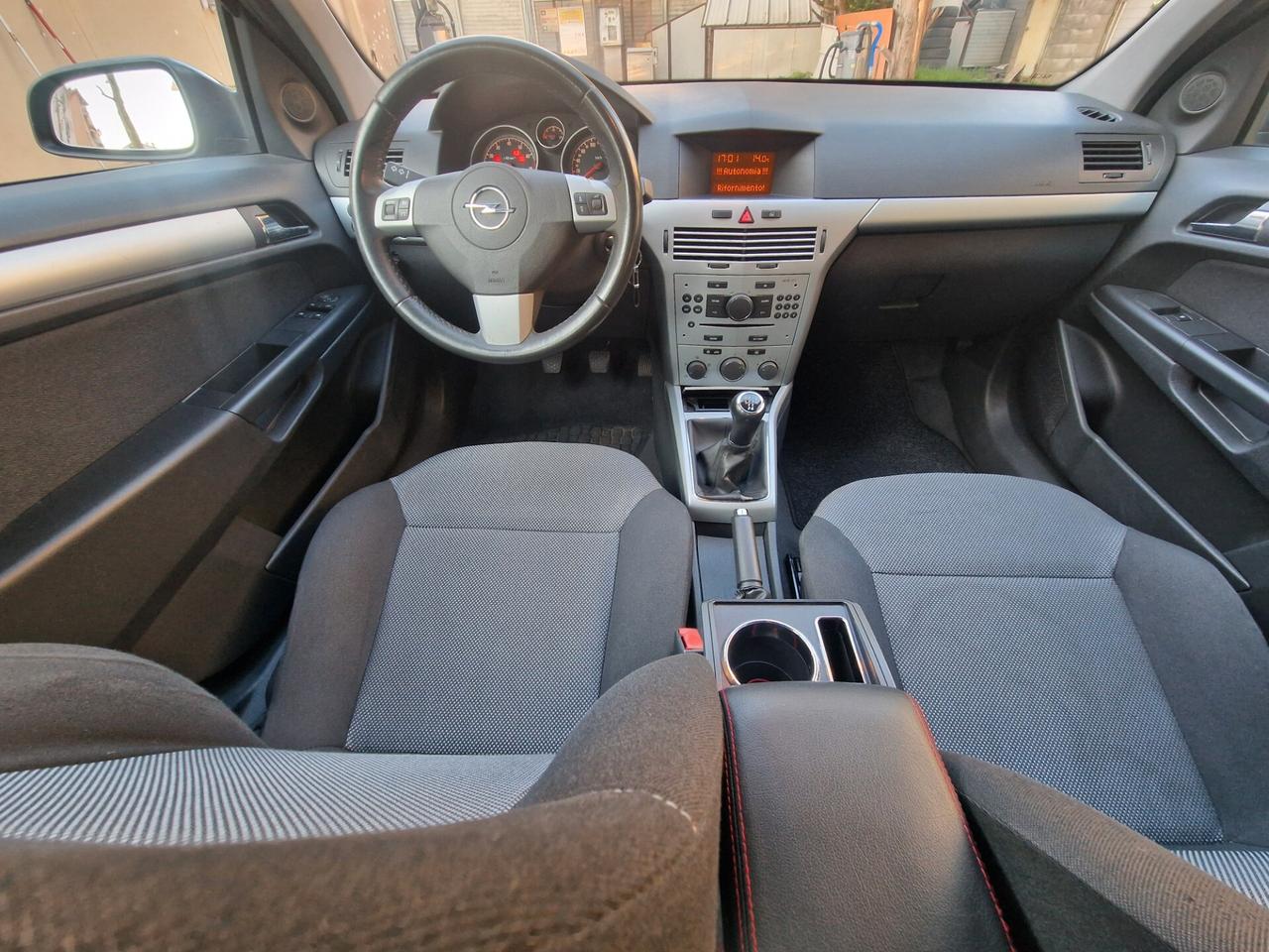 Opel Astra 1.6 16V VVT 5 porte Cosmo