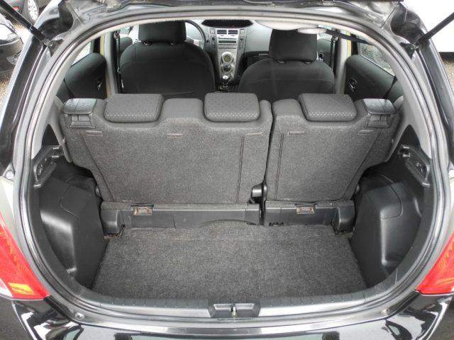 TOYOTA Yaris 1.4 D-4D DPF 5p. 6M - OK NEOPATENTATI - DA VETRINA