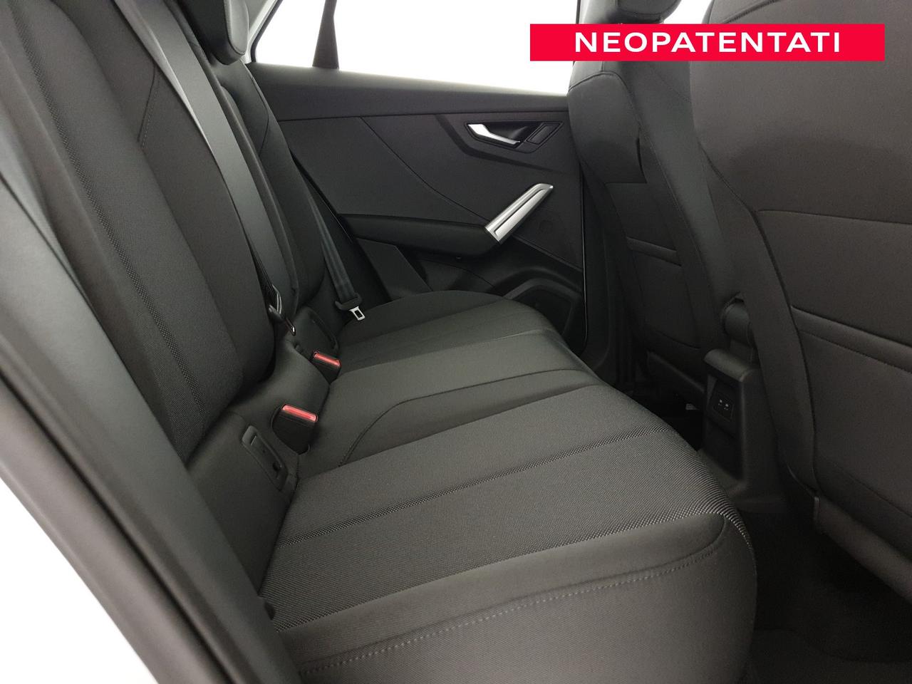 30TDI 116CV Business Advanced