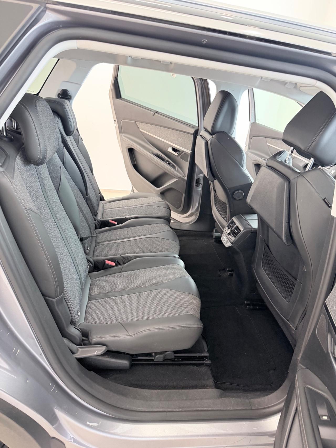 Peugeot 5008 BlueHDi 130 S&S Allure 7 POSTI