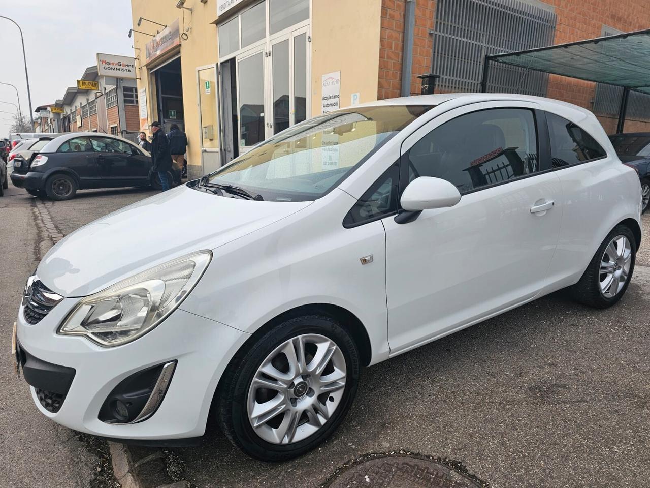 Opel Corsa 1.2 86cv Edition 3PT*Clima*Euro5*Neop*