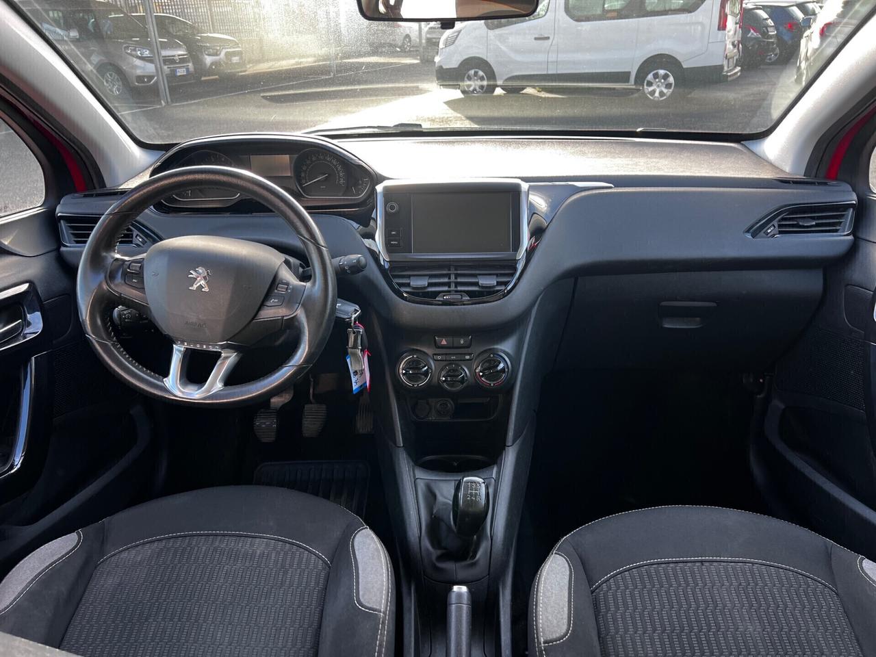 Peugeot 208 PureTech 82 5p. GPL Allure