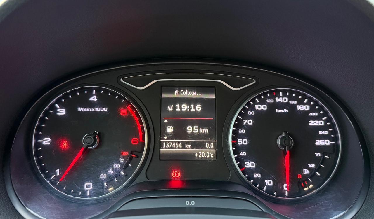 Audi A3 Sportback 1.6 TDI Ambition - GARANZIA