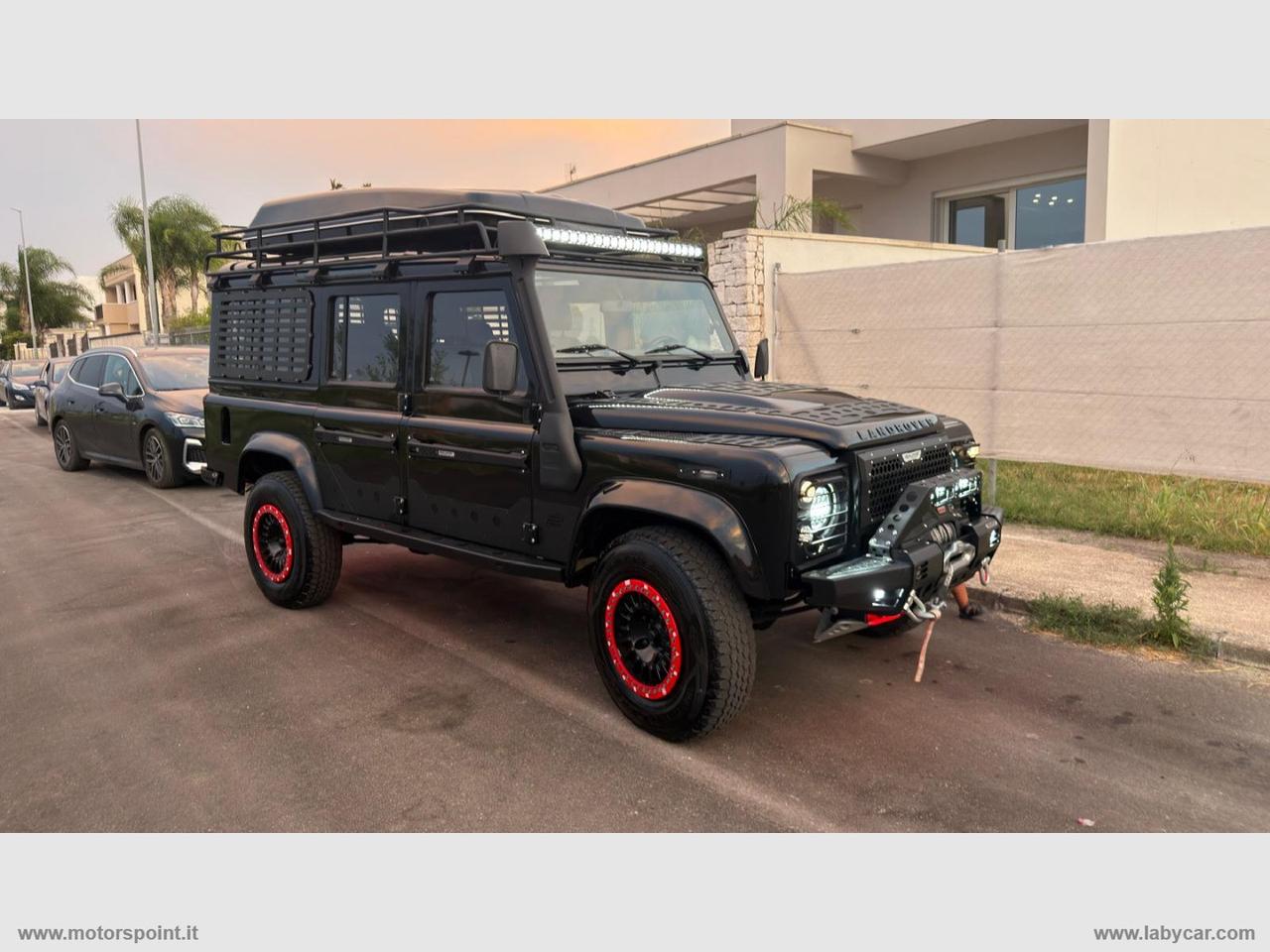 LAND ROVER Defender 110 2.4