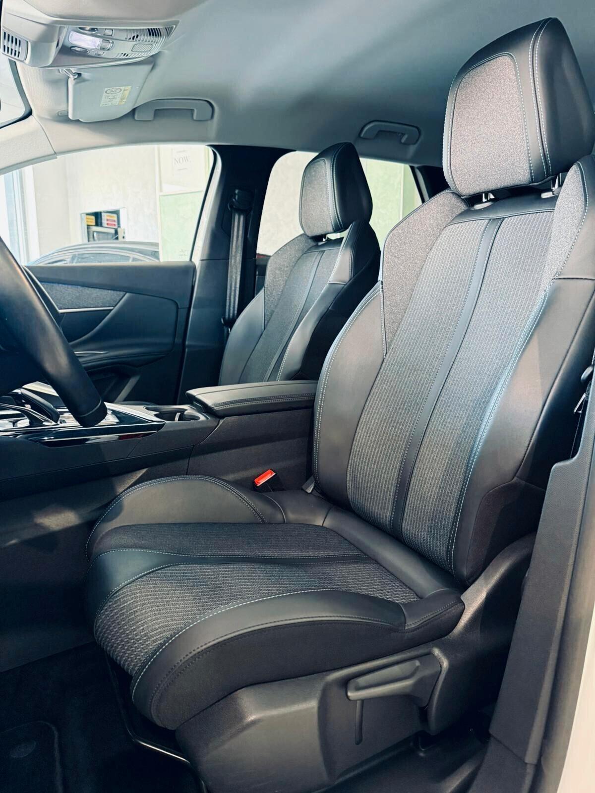 Peugeot 3008 BlueHDi 130 S&S Allure Pack
