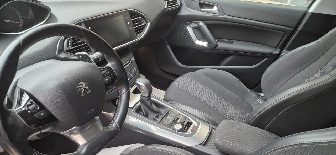 Peugeot 308 1.6 BlueHDi 120 cv S&S EAT6 SW Allure