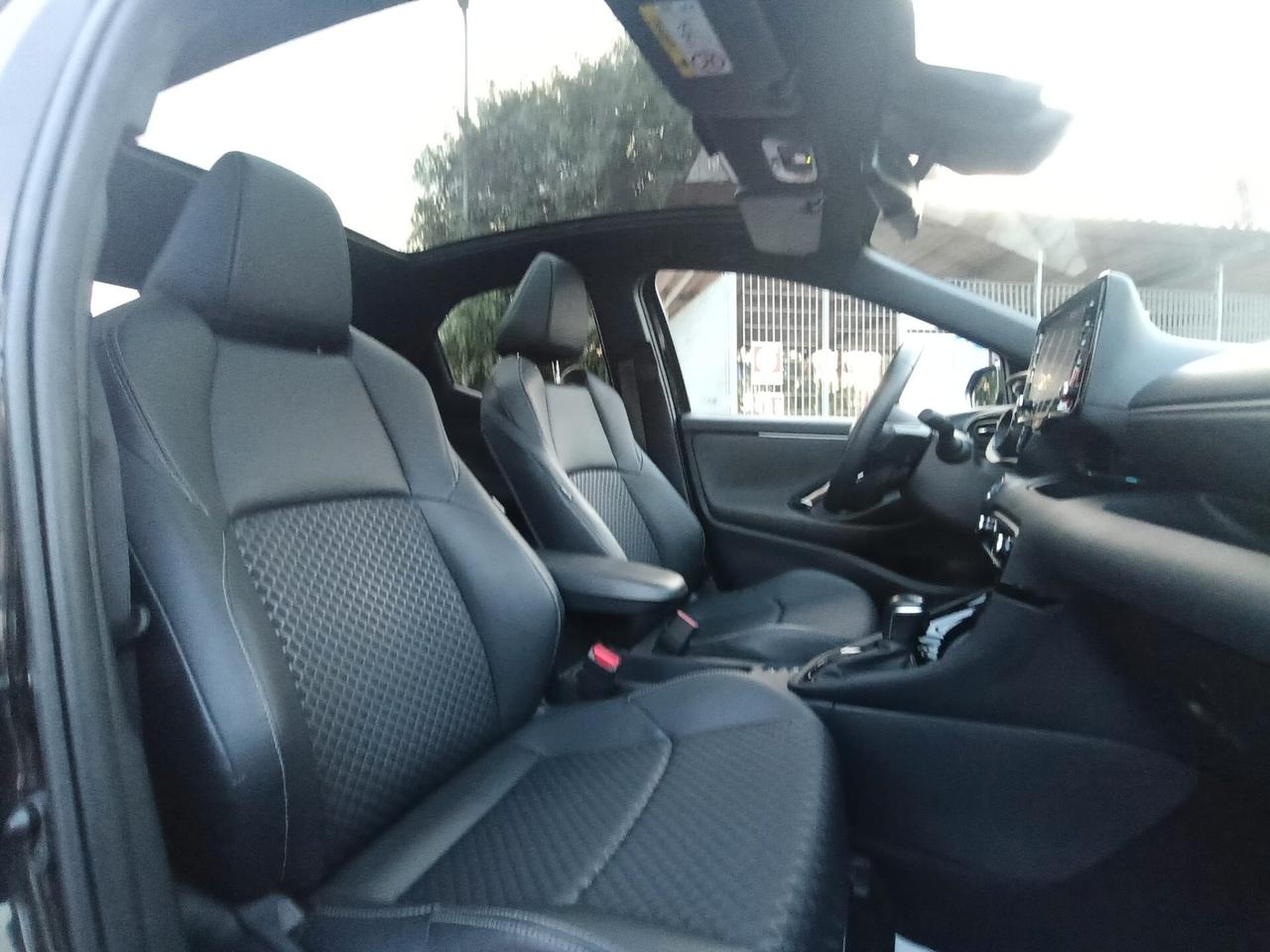 Toyota Yaris 1.5 Hybrid 5 porte Lounge