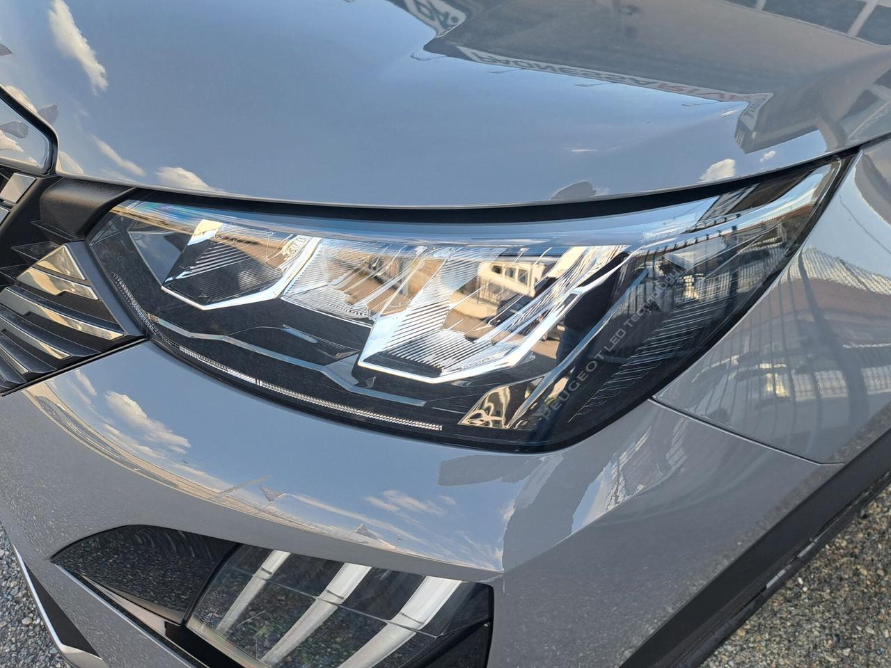 Peugeot 2008 ALLURE 100 CV KM/0 NESSUN OBBLIGO FINANZIARIO !!