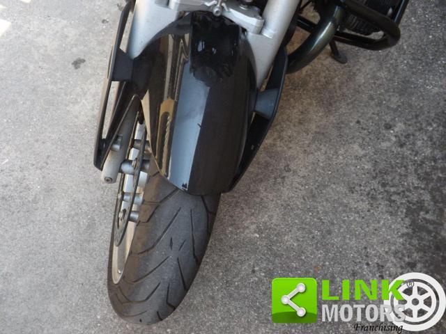 BMW R 1200 R anno 2008 con valigie laterali BMW originali