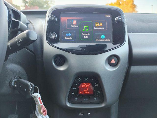TOYOTA Aygo Connect 1.0 VVT-i 72 CV 5 porte x-play