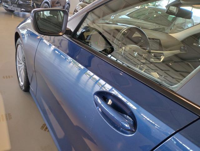 BMW 320 d 48V xDrive Touring Business Advantage