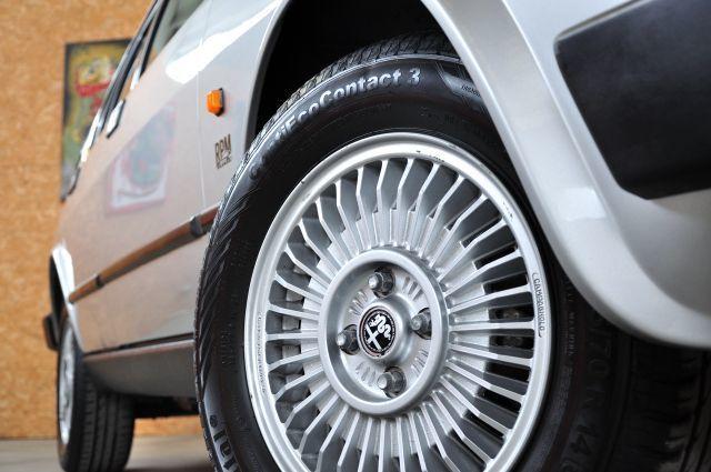 Alfa Romeo Alfetta 2.0 CEM restauro totale UNICA targa MI!