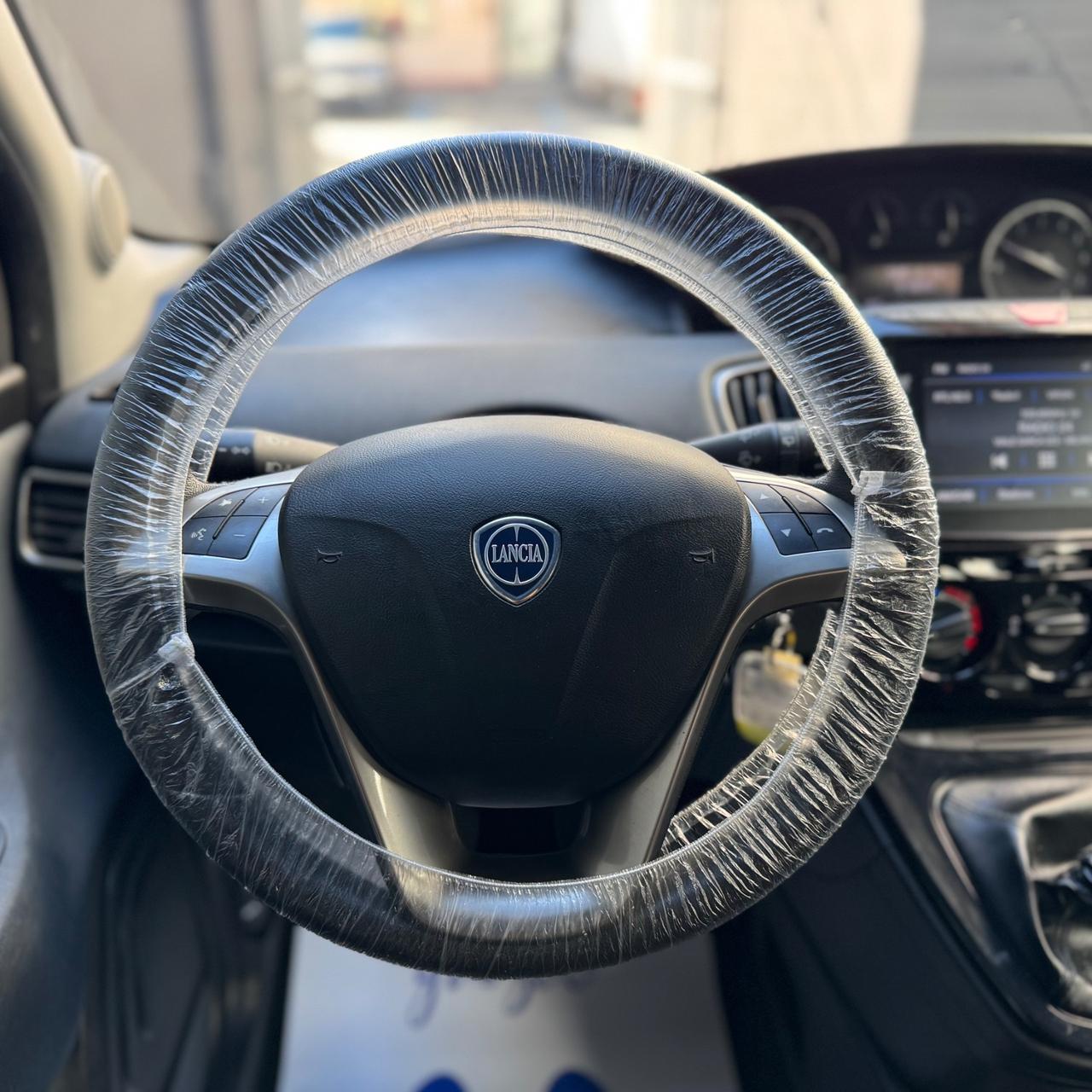 Lancia Ypsilon GOLD 1.0 HYBRID
