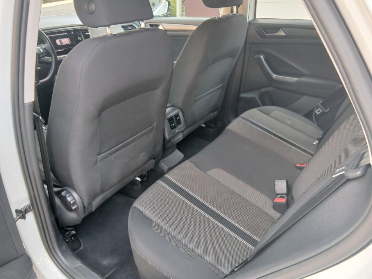 Vw T Roc Style 1.0 Tsi con Teck pack full opt TUA a € 241 mese