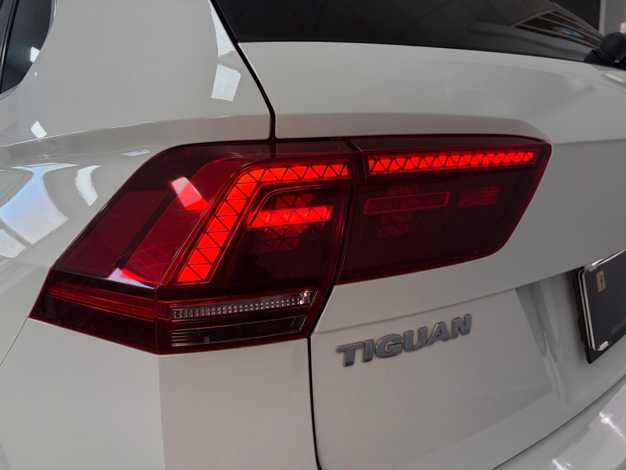 Volkswagen Tiguan 2.0 BiTDI SCR DSG 4MOTION Advanced R-Line BMT GANCIO TRAINO ELETTRICO