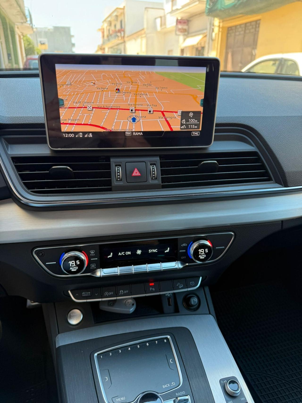 Audi Q5 40 TDI quattro S tronic line plus