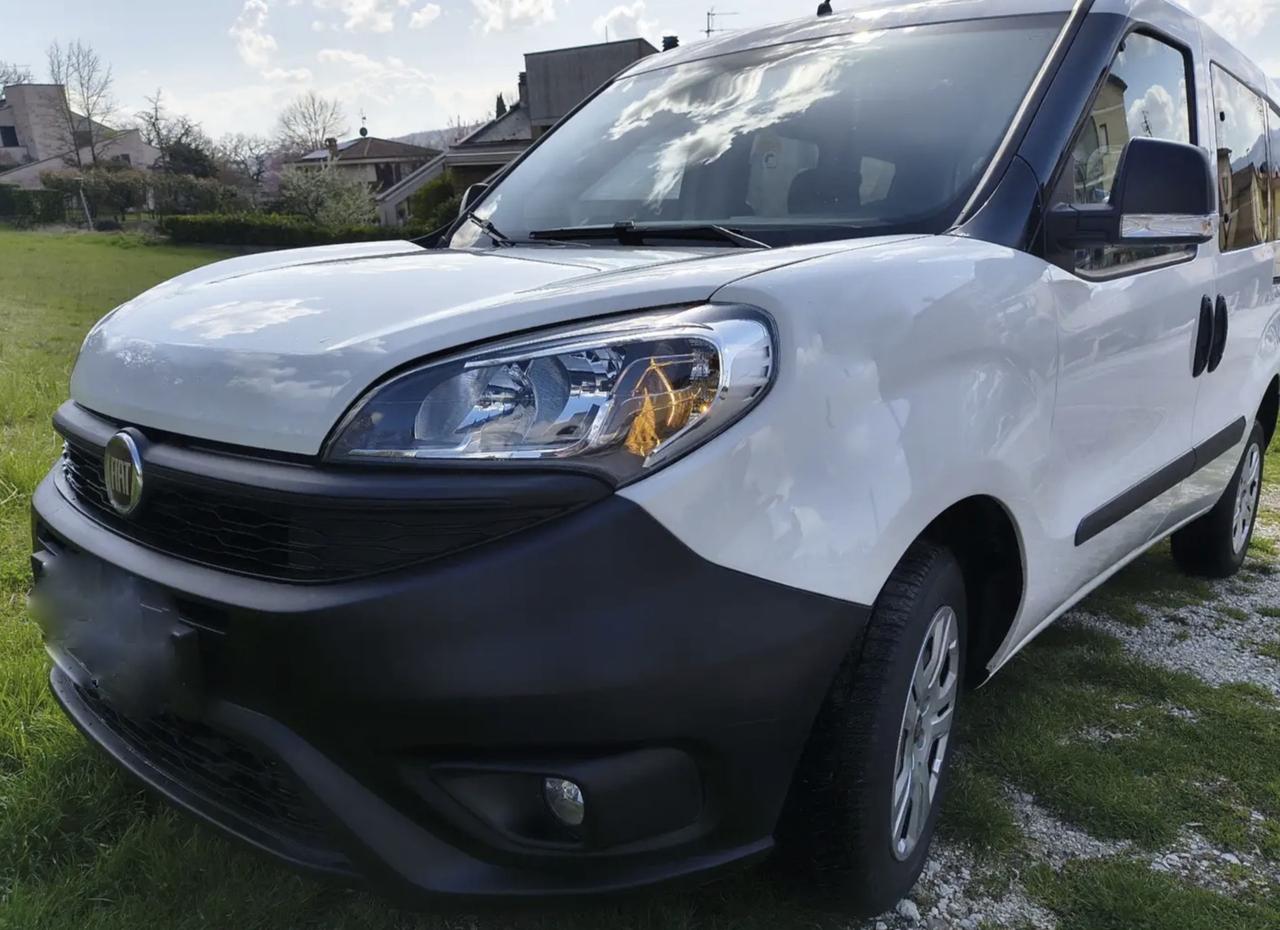 Fiat Doblo Doblò 5 P N1 con CarPlay e telecamera posteriore