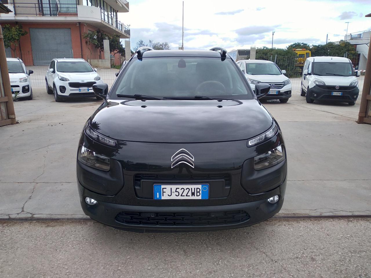 Citroen C4 Cactus BlueHDi 100 Shine