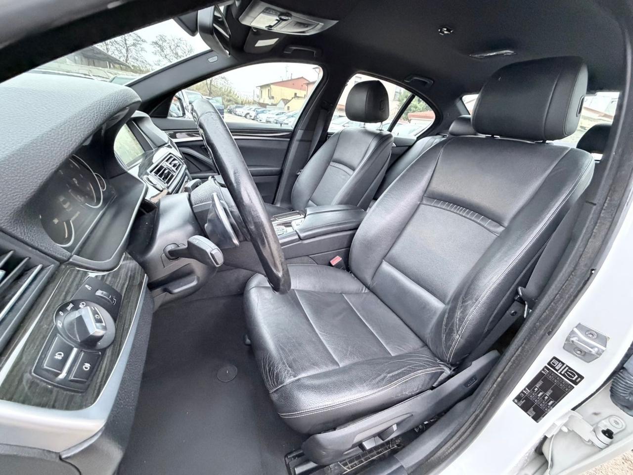 BMW 520d 190CV AUTOMATICO Luxury 2015 EURO6