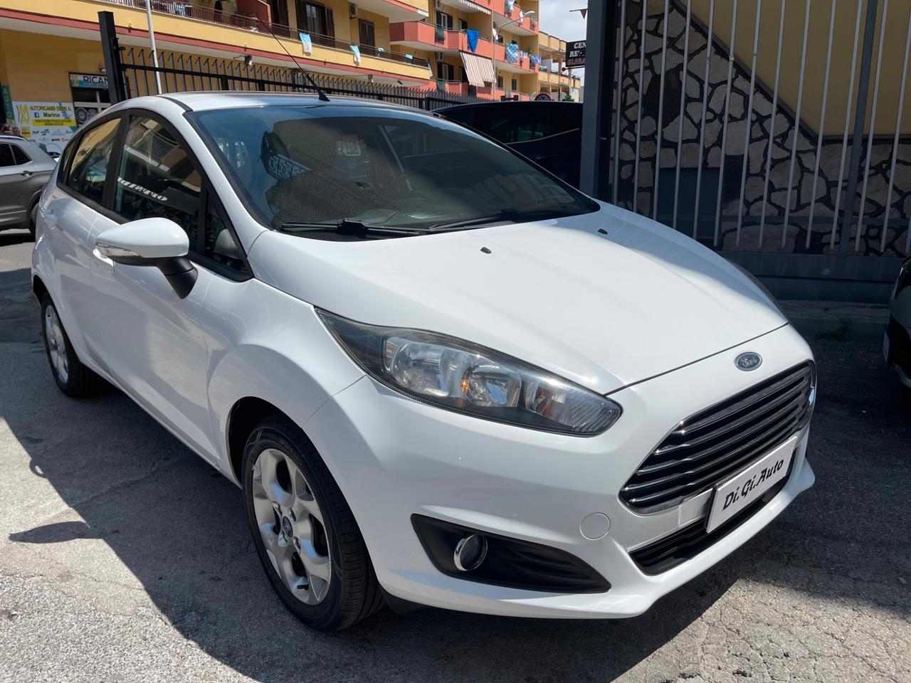 Ford Fiesta 1.4 5 porte GPL Business