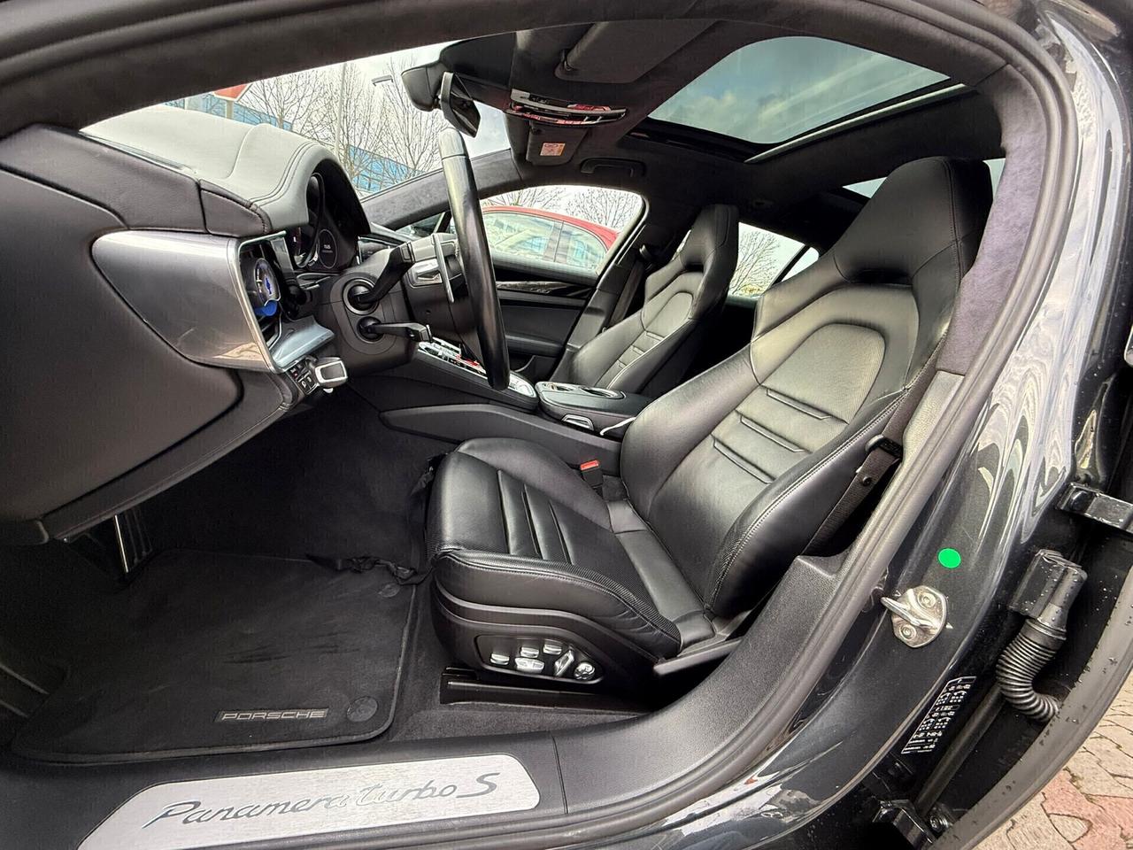 Porsche Panamera 4.0 Turbo S E-Hybrid Sport Turismo