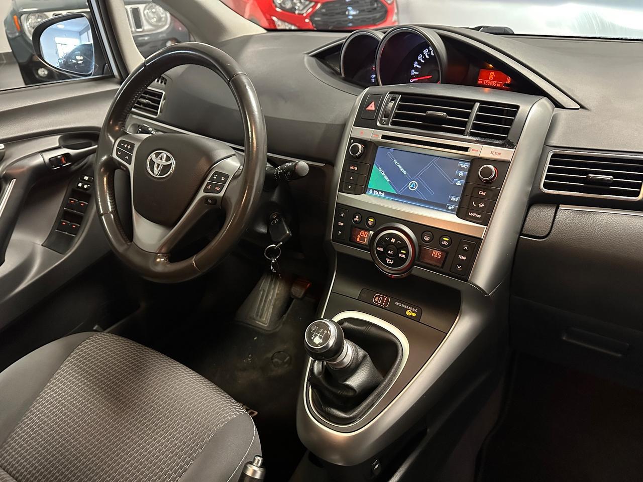 TOYOTA VERSO 1.6 D-4D 110CV GANCIO TRAINO