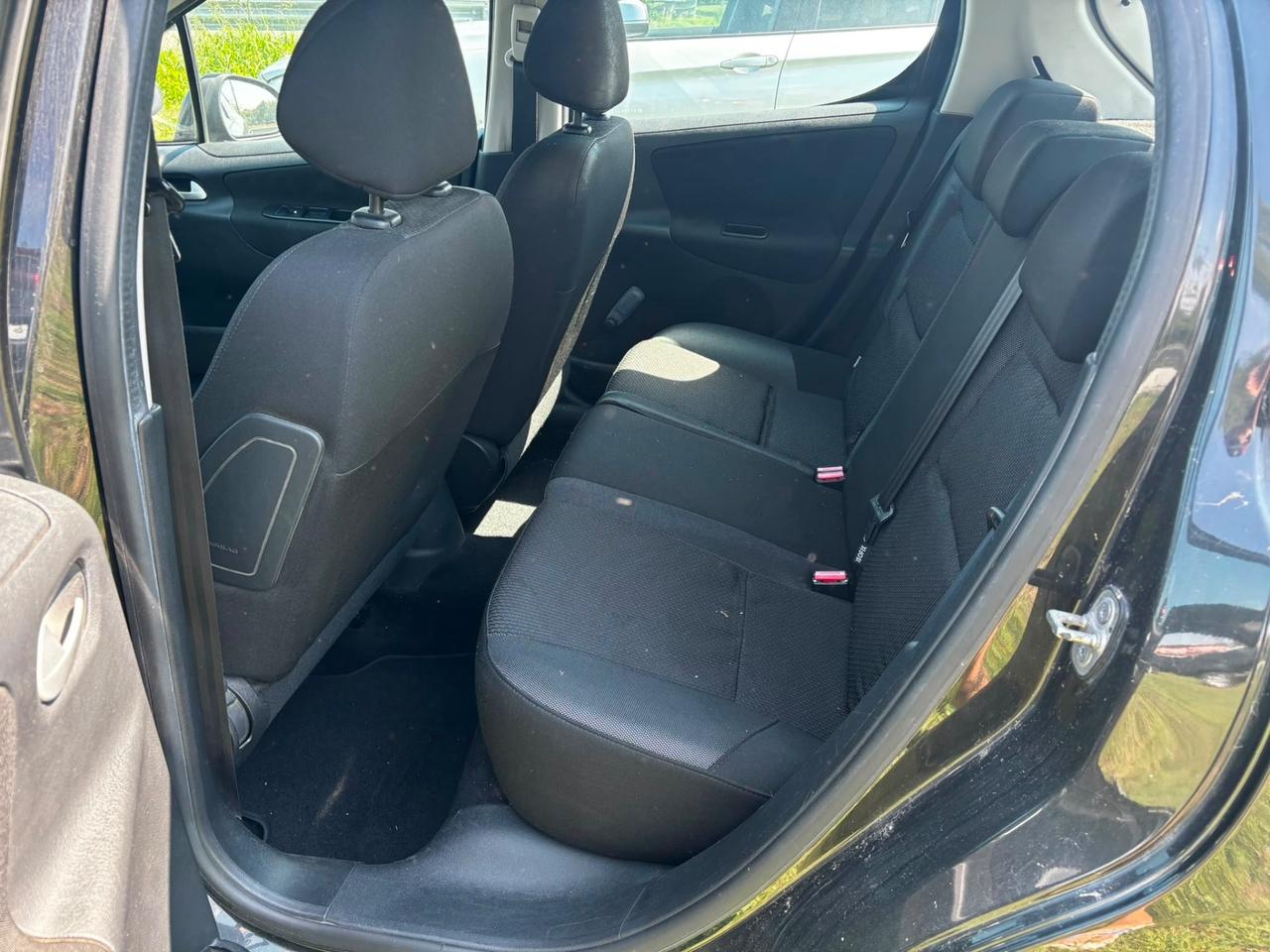 Peugeot 207 1.4 HDi 70CV 5p. Energie IDONEA PER NEOPATENTATI PERMUTABILE